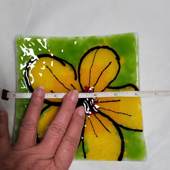 Julie Johnson Fused Glass Plate.  (876) - Picture 3 of 8